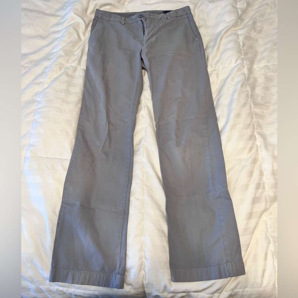 Light Gray Vineyard Vines Khakis (30x32)